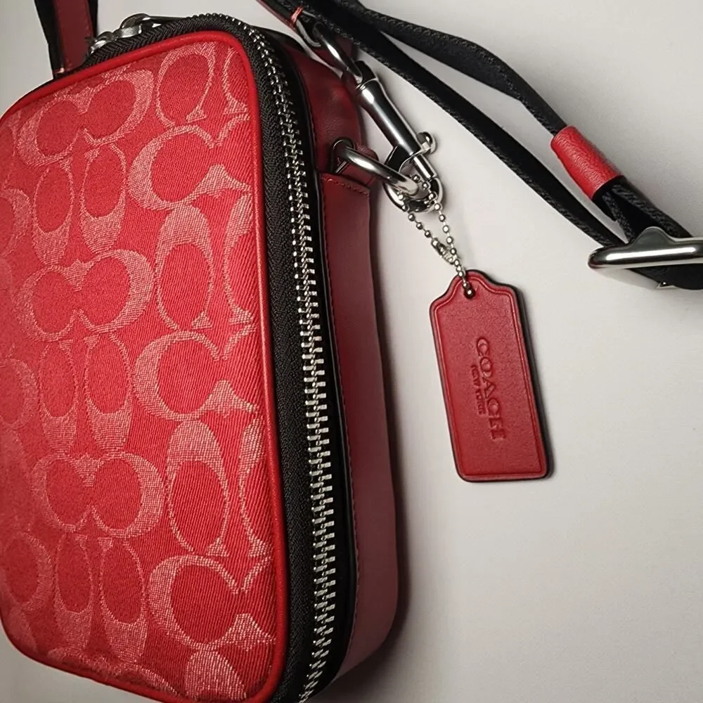 NWT Coach CAJ44 Men's Stanton Crossbody Bag In Signature Denim/Ruby Red